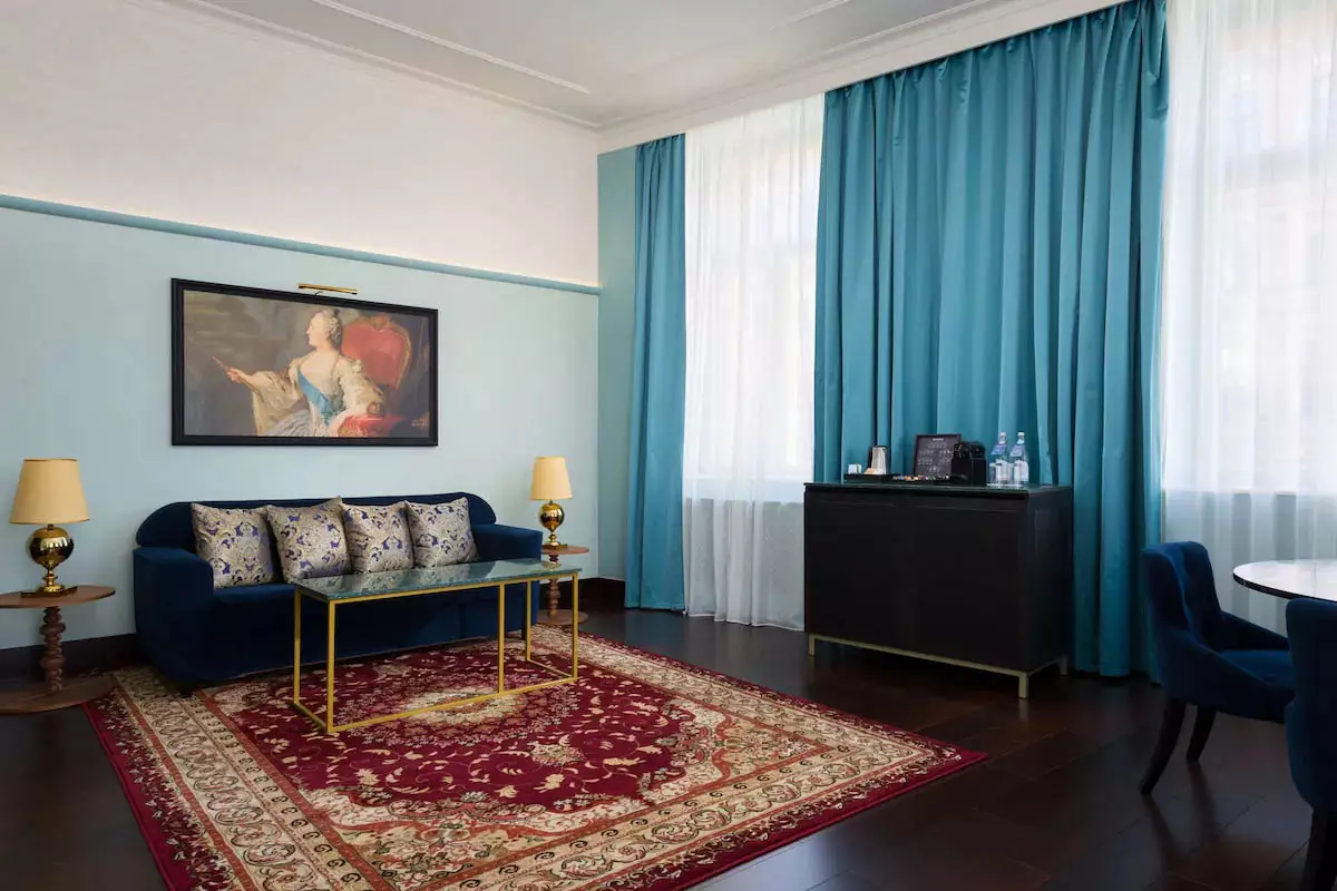 Radisson Royal Hotel